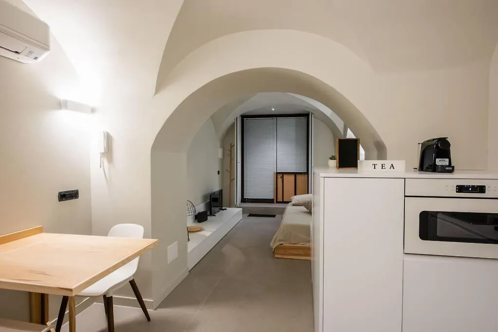 Apartment De Felice Home Catania Italy
